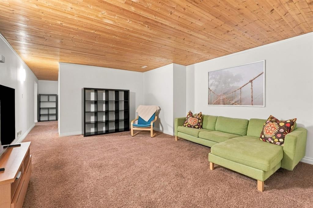 5432 Bannerman Drive Nw, Calgary, AB