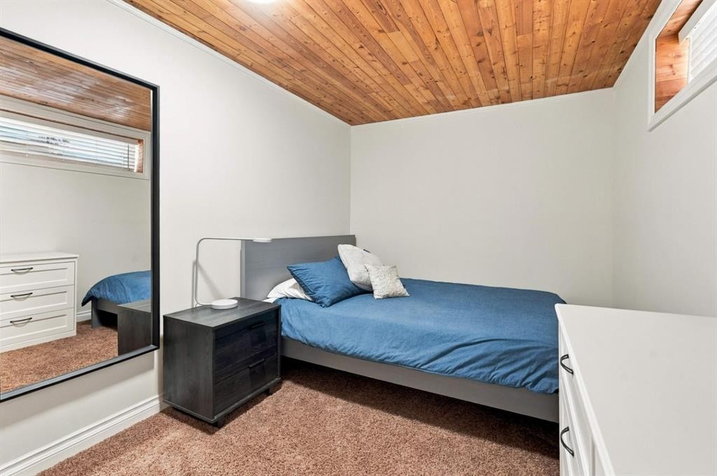 5432 Bannerman Drive Nw, Calgary, AB