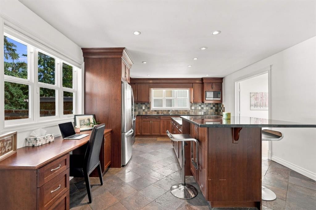 5432 Bannerman Drive Nw, Calgary, AB