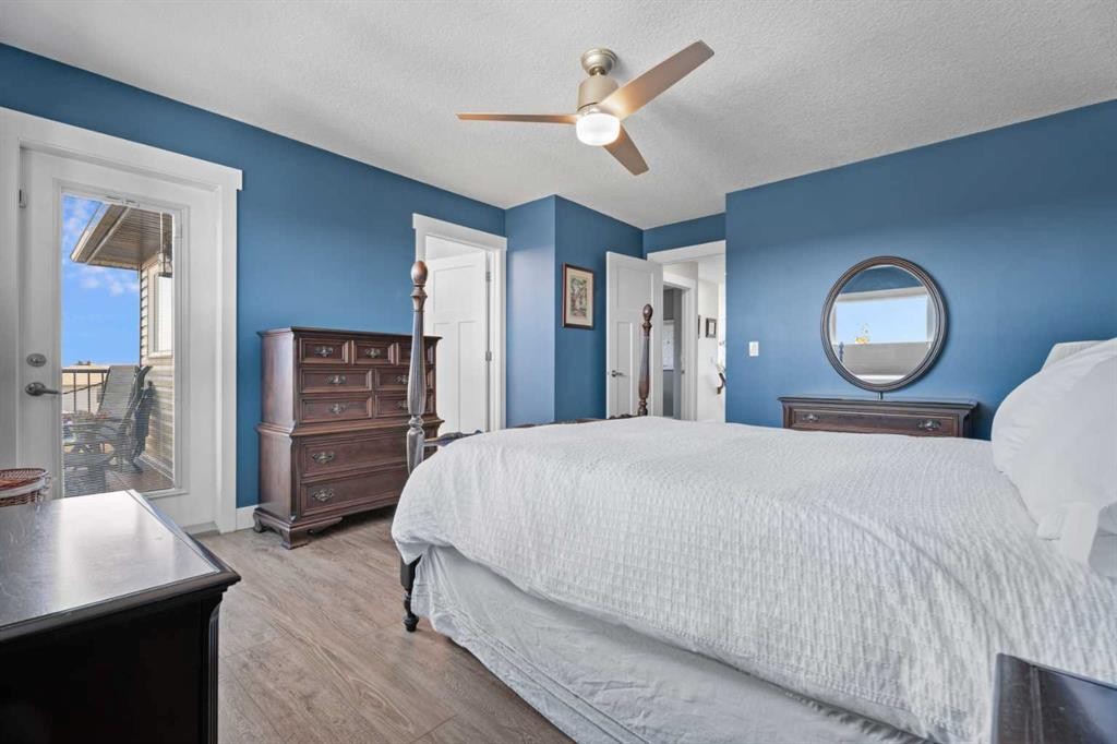 25 Cimarron Springs Court, Okotoks, AB