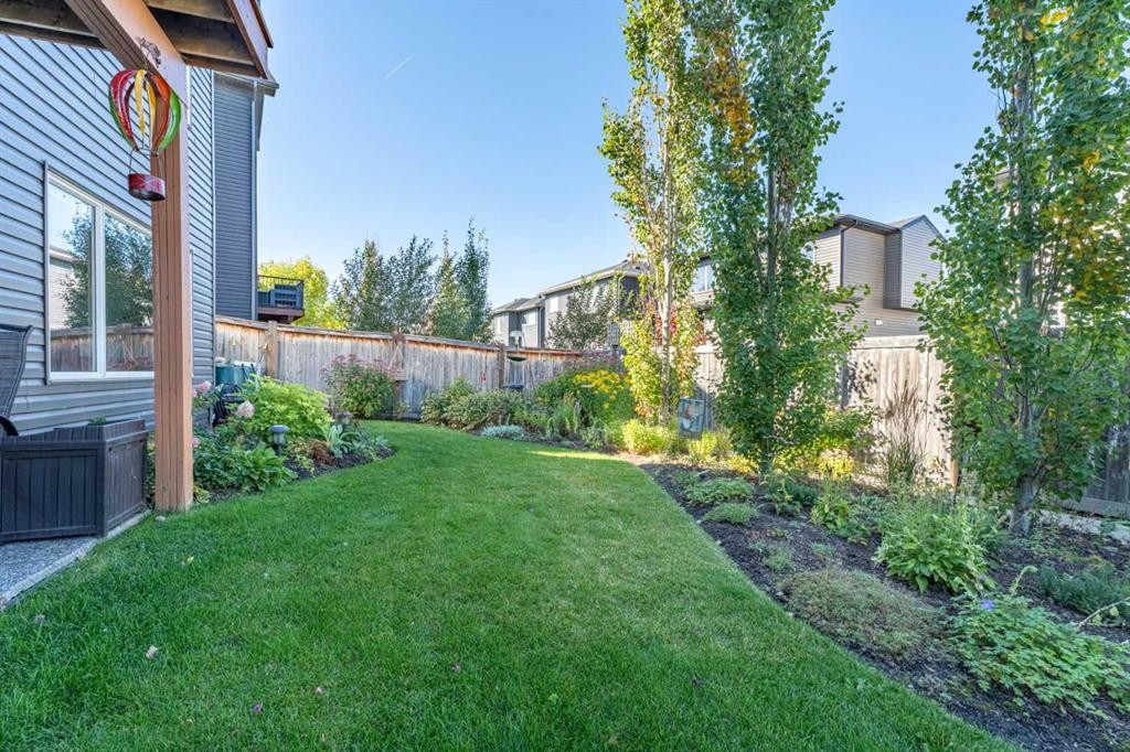 25 Cimarron Springs Court, Okotoks, AB