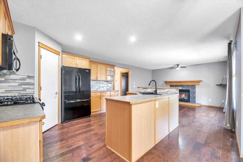 4 Aspen Landing, Strathmore, AB