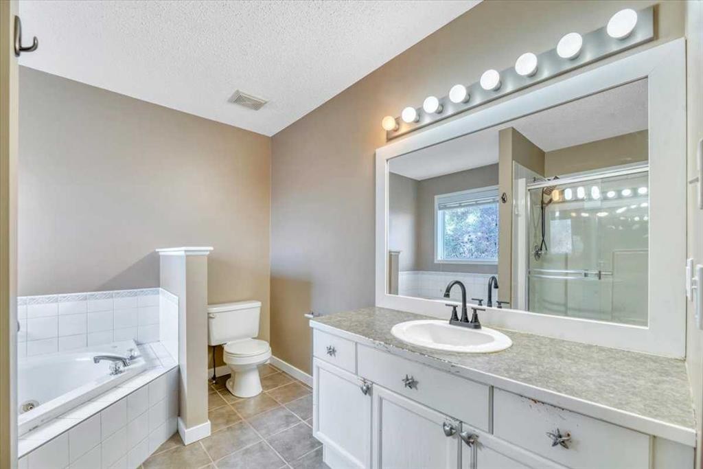 4 Aspen Landing, Strathmore, AB