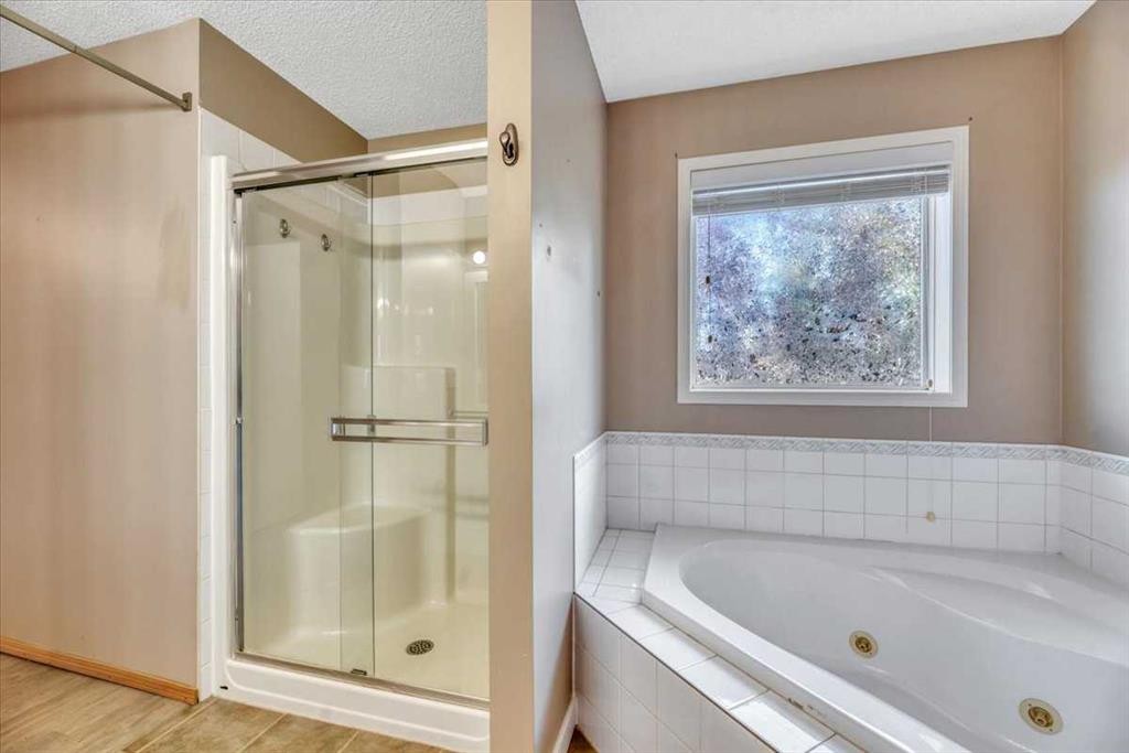 4 Aspen Landing, Strathmore, AB