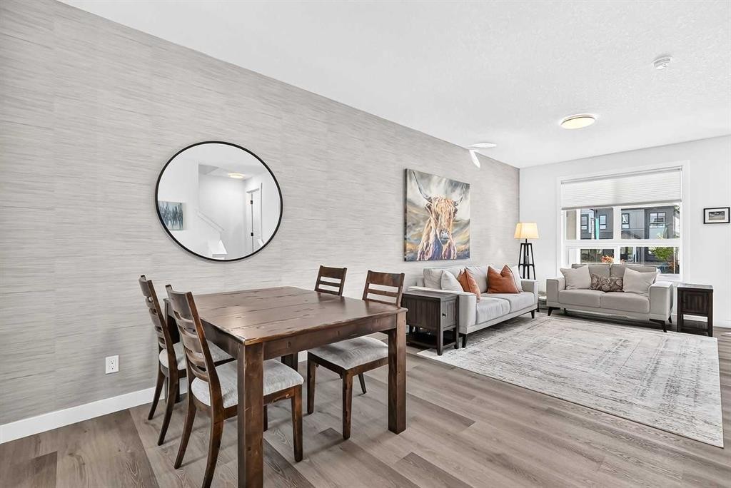 35 Silverton Glen Green Sw, Calgary, AB