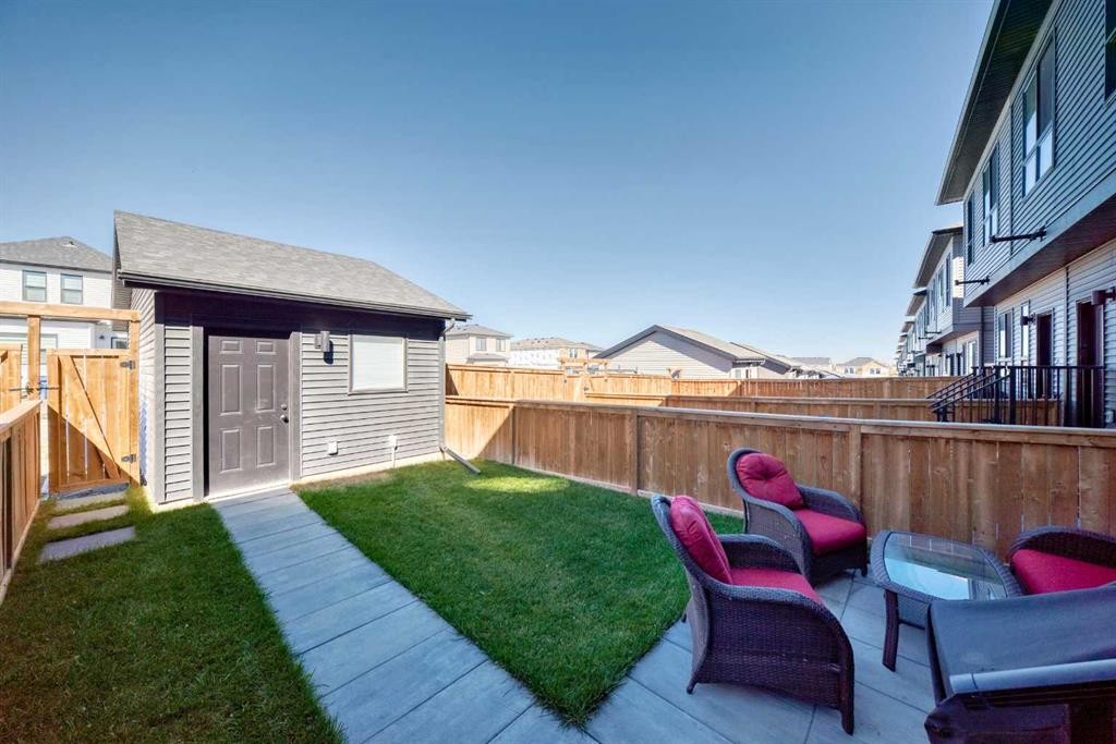 35 Silverton Glen Green Sw, Calgary, AB