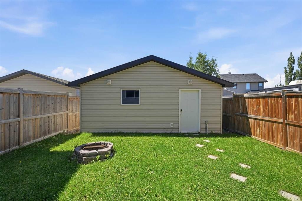 258 Cranberry Place Se, Calgary, AB