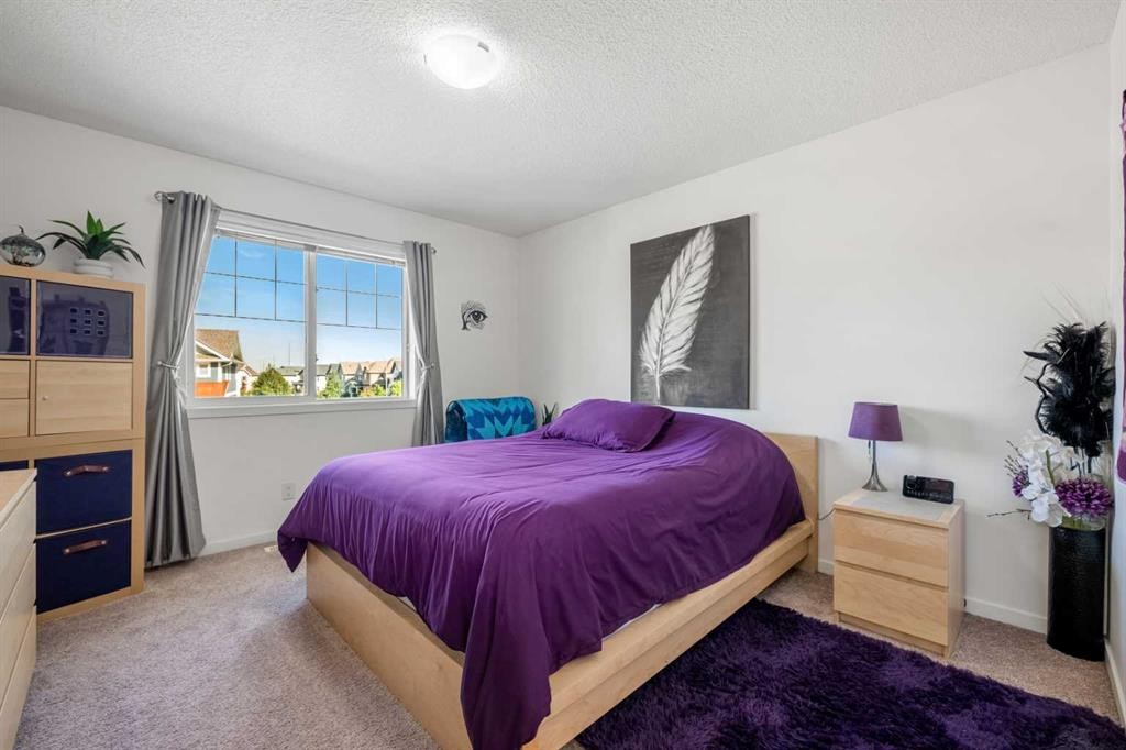 203 Mahogany Grove Se, Calgary, AB
