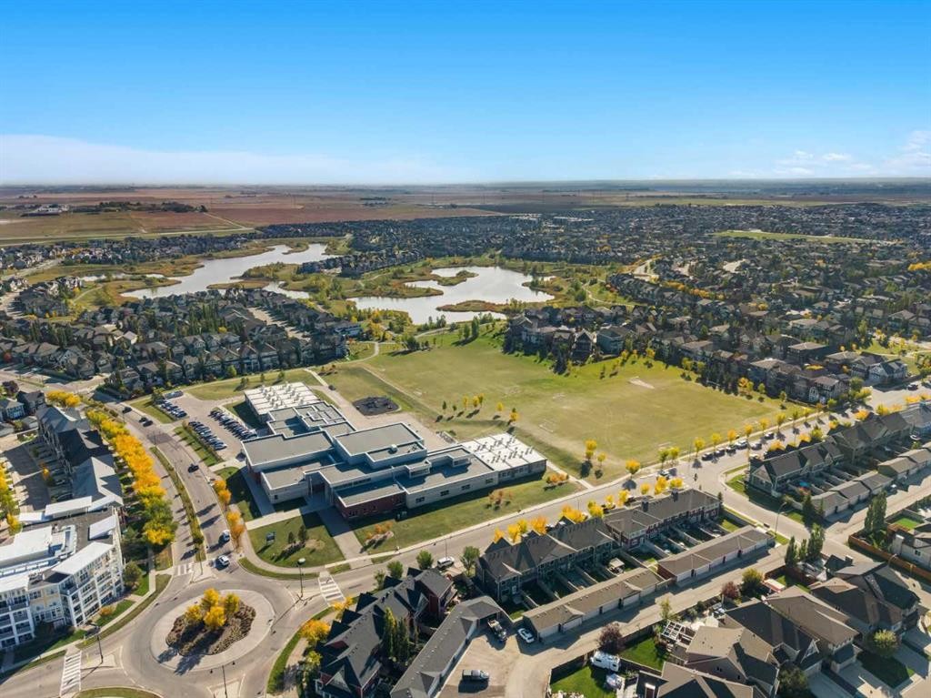 203 Mahogany Grove Se, Calgary, AB