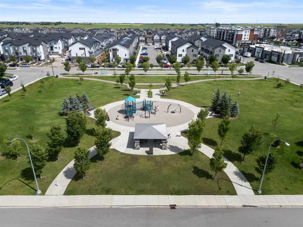 203 Mahogany Grove Se, Calgary, AB