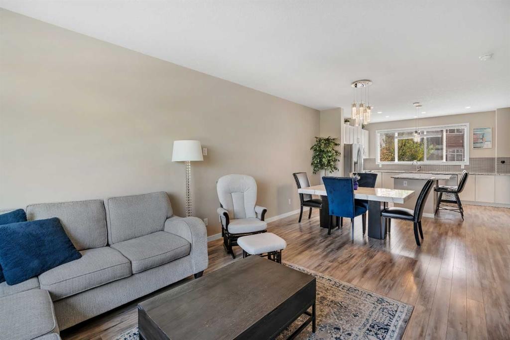 147 Copperstone Park Se, Calgary, AB