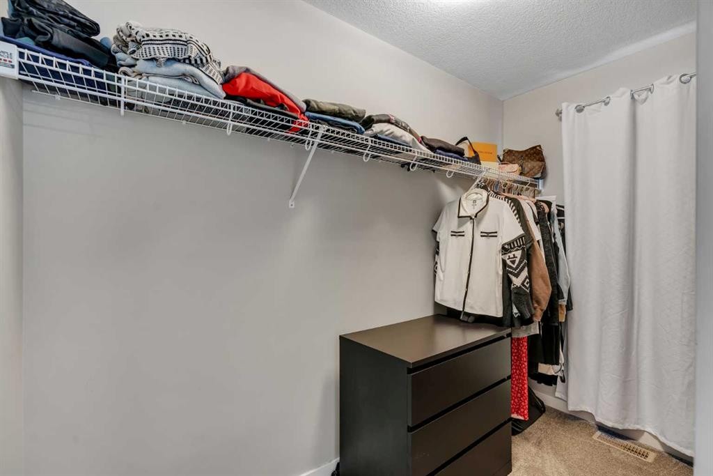 147 Copperstone Park Se, Calgary, AB