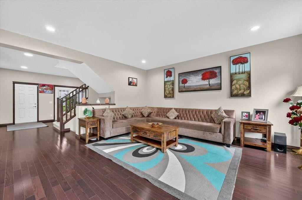 233 Aspenmere Circle, Chestermere, AB