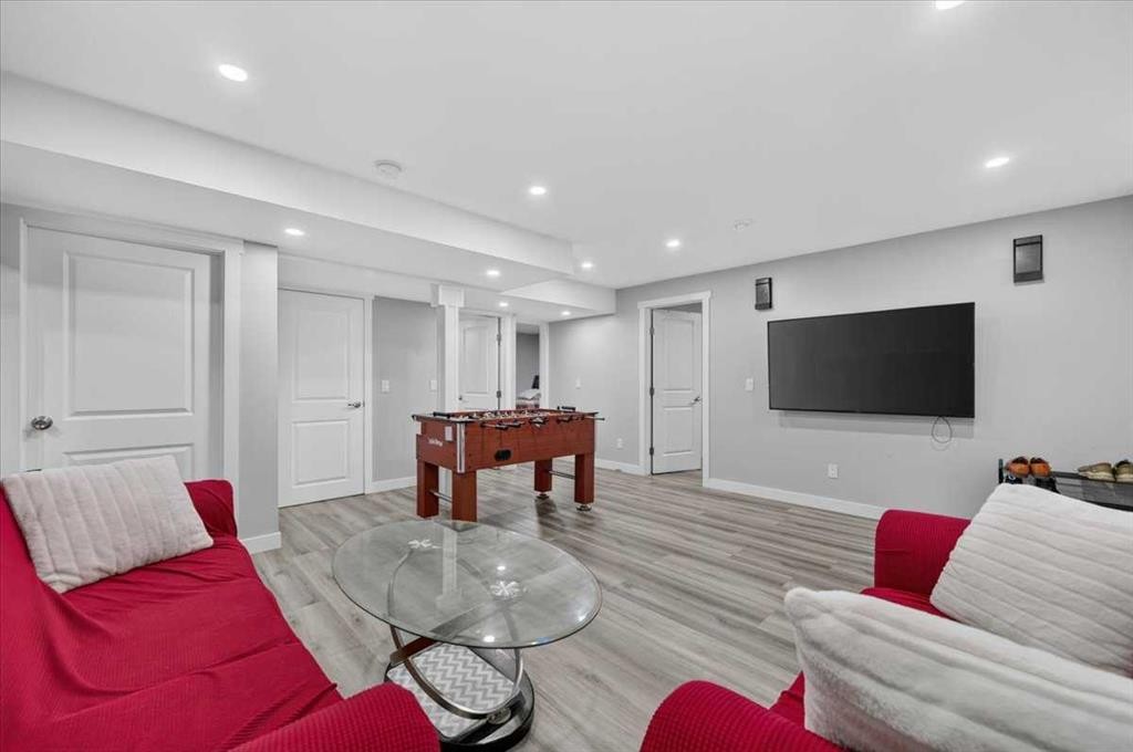 233 Aspenmere Circle, Chestermere, AB
