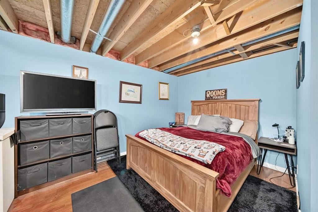 44 Mckinley Road Se, Calgary, AB