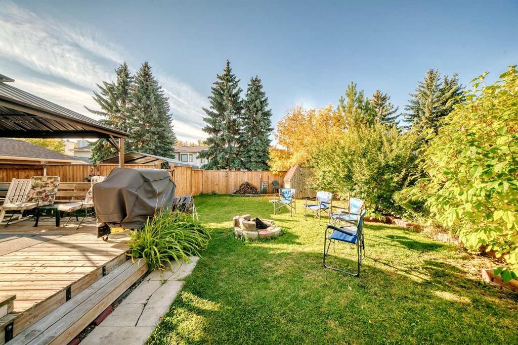 44 Mckinley Road Se, Calgary, AB