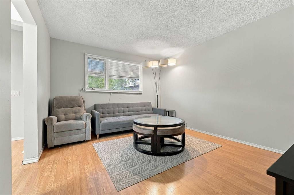 3924 29A Avenue Se, Calgary, AB