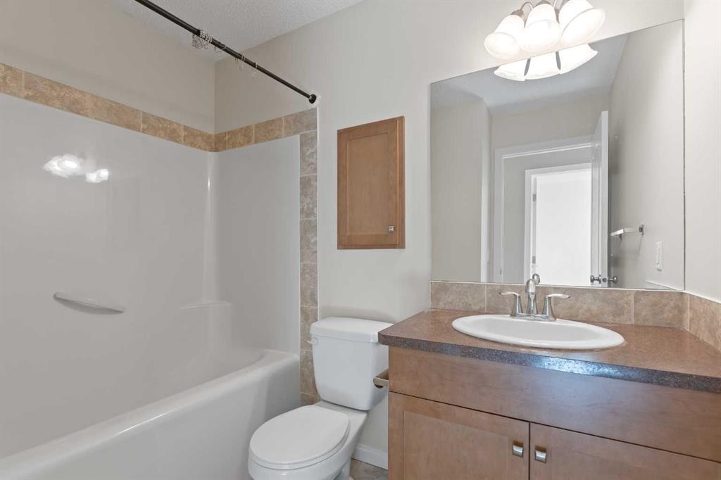 192 Sunset Point, Cochrane, AB