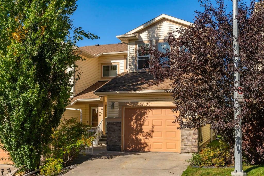 192 Sunset Point, Cochrane, AB