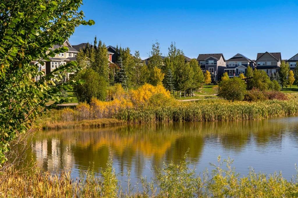 192 Sunset Point, Cochrane, AB
