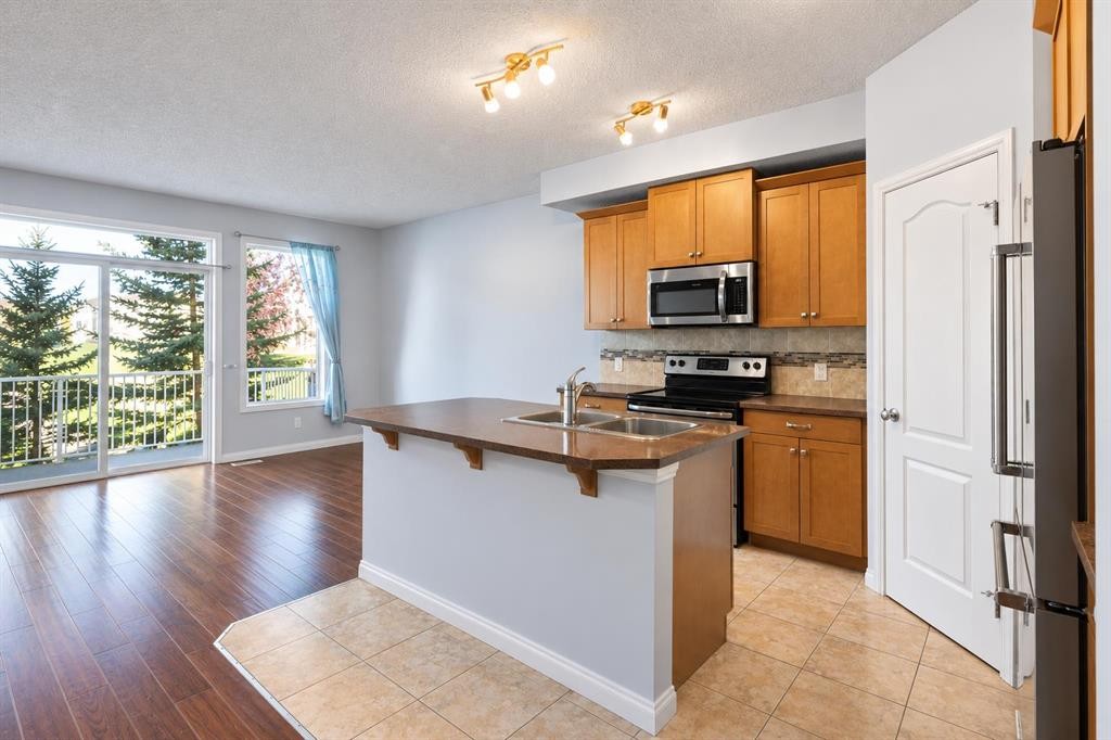 192 Sunset Point, Cochrane, AB