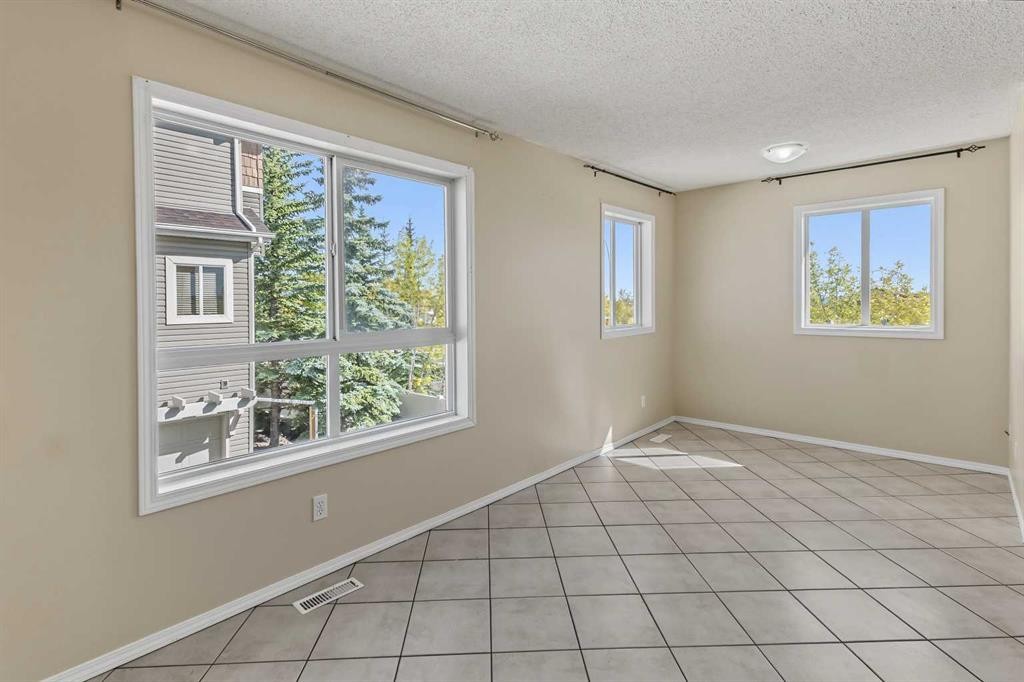 10 Tuscany Court Nw, Calgary, AB