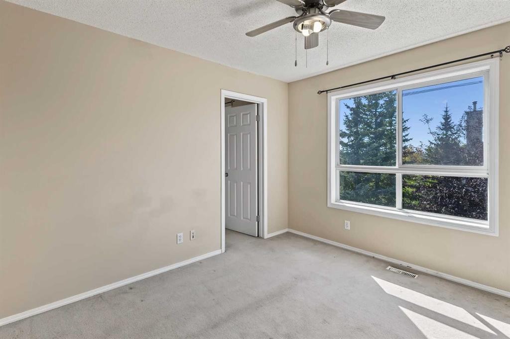 10 Tuscany Court Nw, Calgary, AB