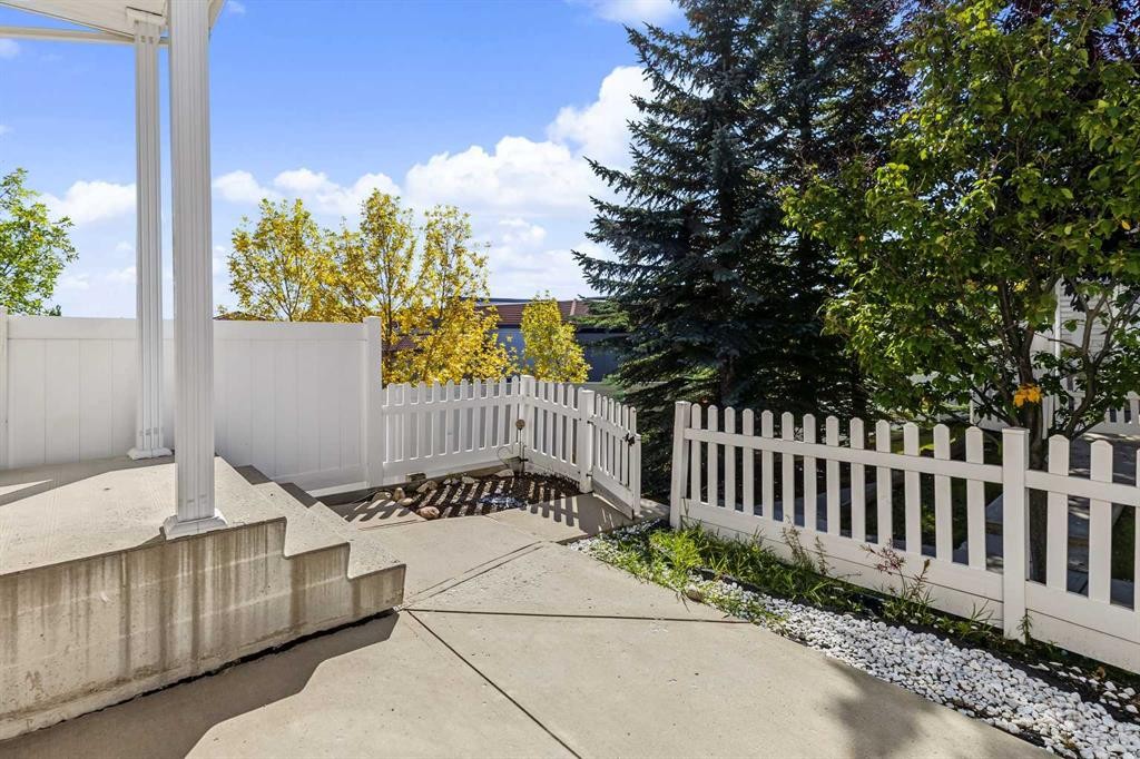 10 Tuscany Court Nw, Calgary, AB