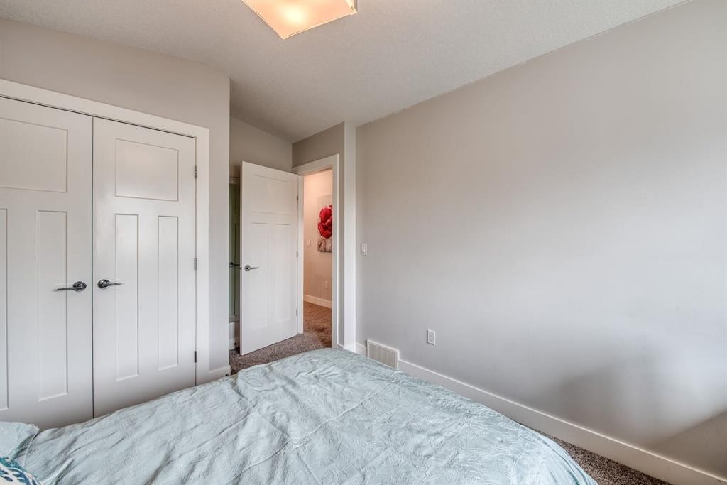 2-1936 26 Street Sw, Calgary, AB