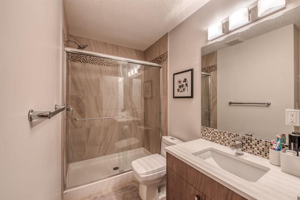 2-1936 26 Street Sw, Calgary, AB