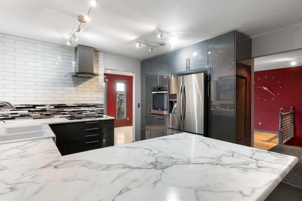107 Bermuda Close Nw, Calgary, AB