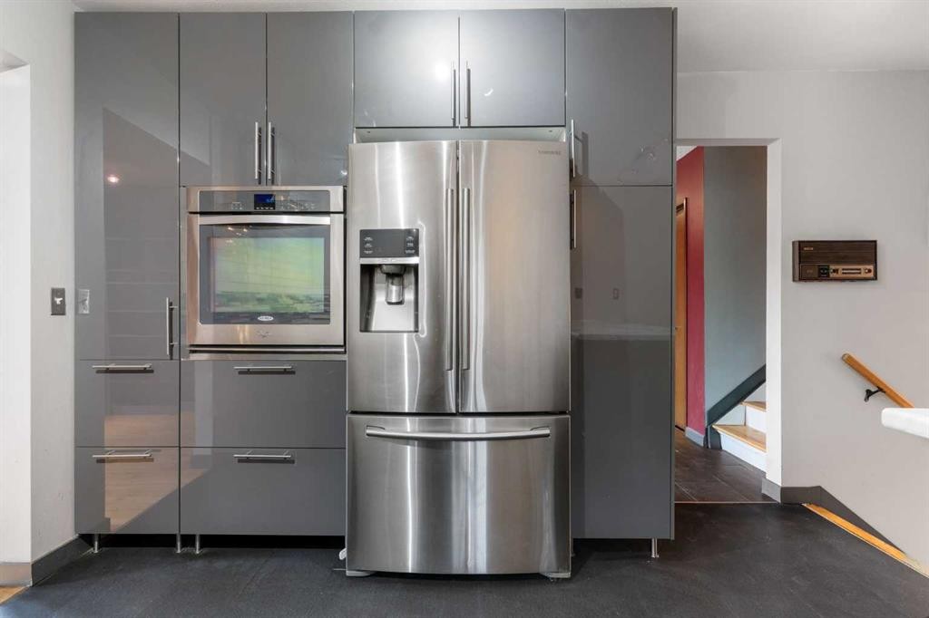 107 Bermuda Close Nw, Calgary, AB