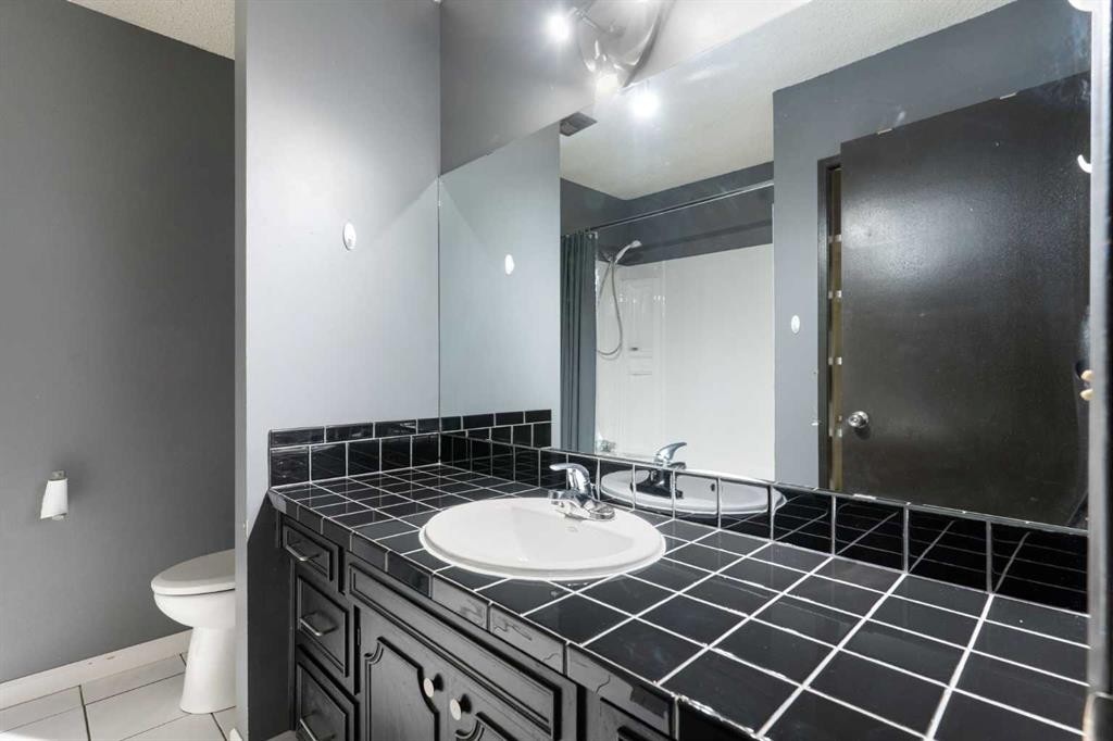 107 Bermuda Close Nw, Calgary, AB