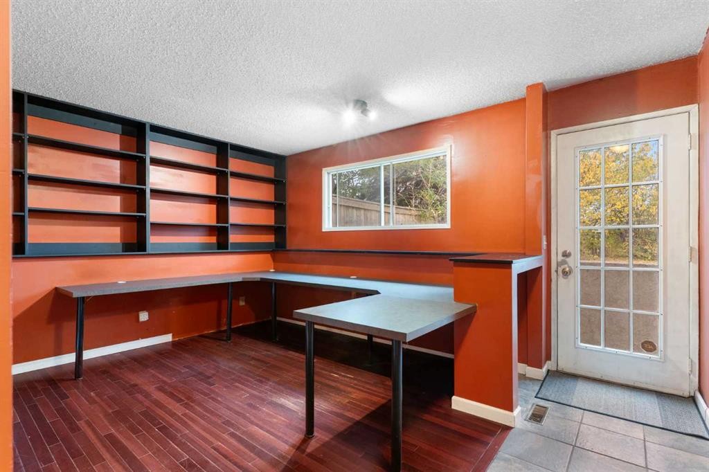 107 Bermuda Close Nw, Calgary, AB