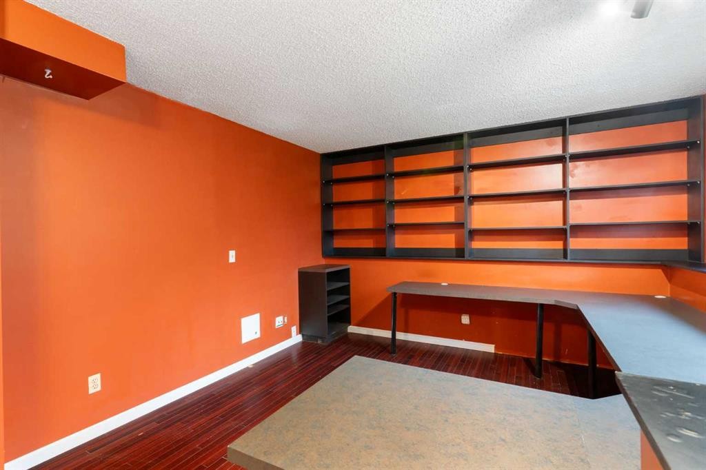 107 Bermuda Close Nw, Calgary, AB