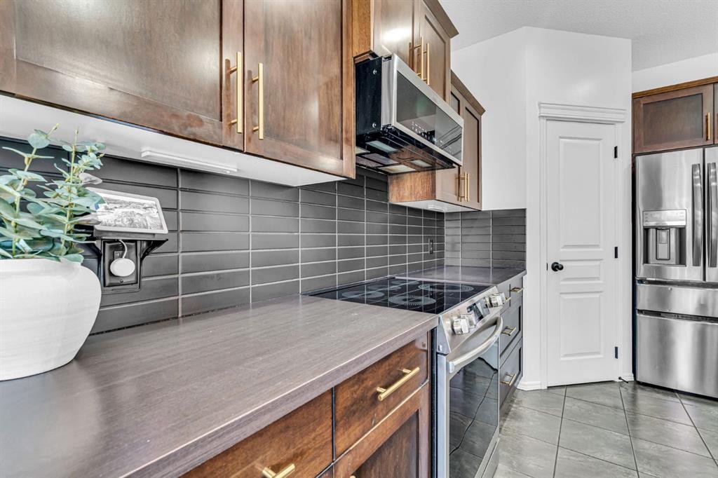 123 Elgin Meadows Way Se, Calgary, AB