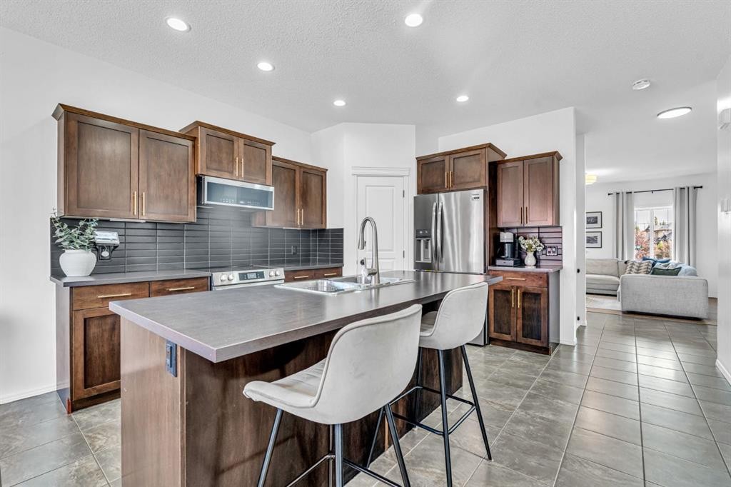 123 Elgin Meadows Way Se, Calgary, AB