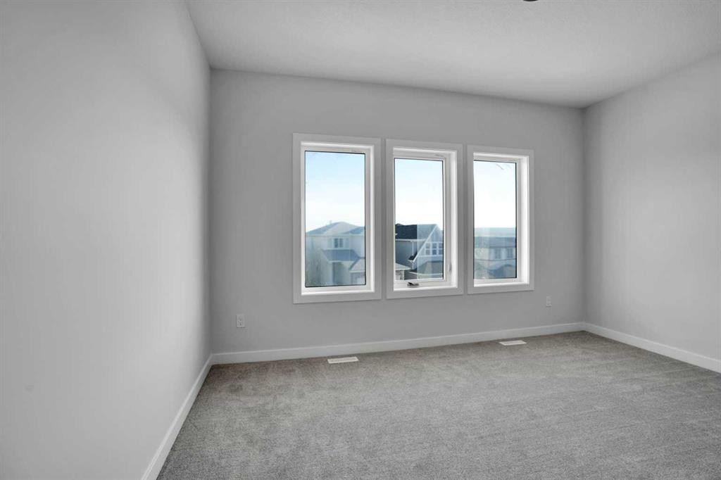 162 Heritage Court, Cochrane, AB
