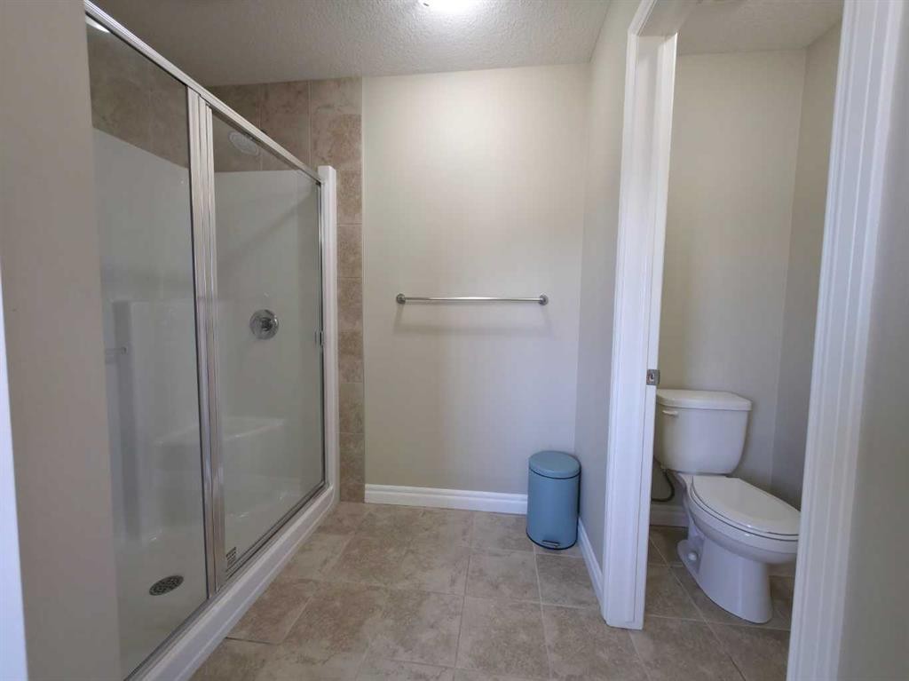 16 Nolancrest Green Nw, Calgary, AB