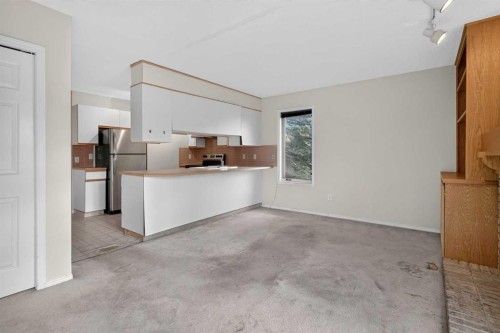 259 Coachway Road Sw, Calgary, AB 