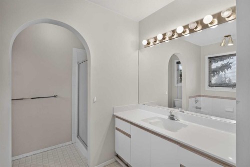 259 Coachway Road Sw, Calgary, AB 
