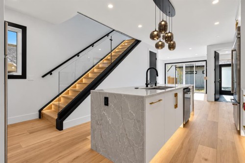 615 55 Avenue Sw, Calgary, AB 