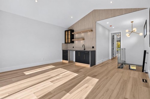 615 55 Avenue Sw, Calgary, AB 