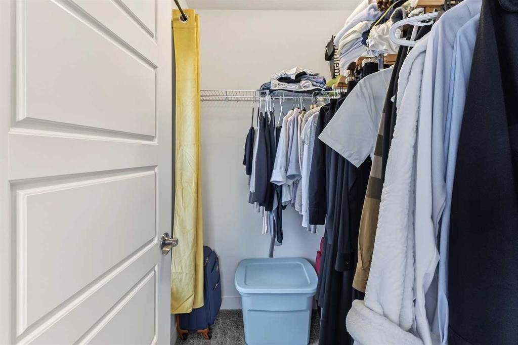 244 Livingston Common Ne, Calgary, AB
