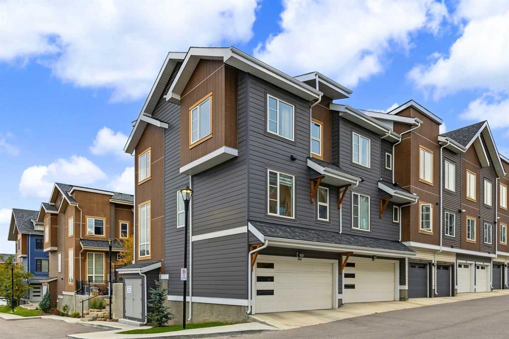 244 Livingston Common Ne, Calgary, AB