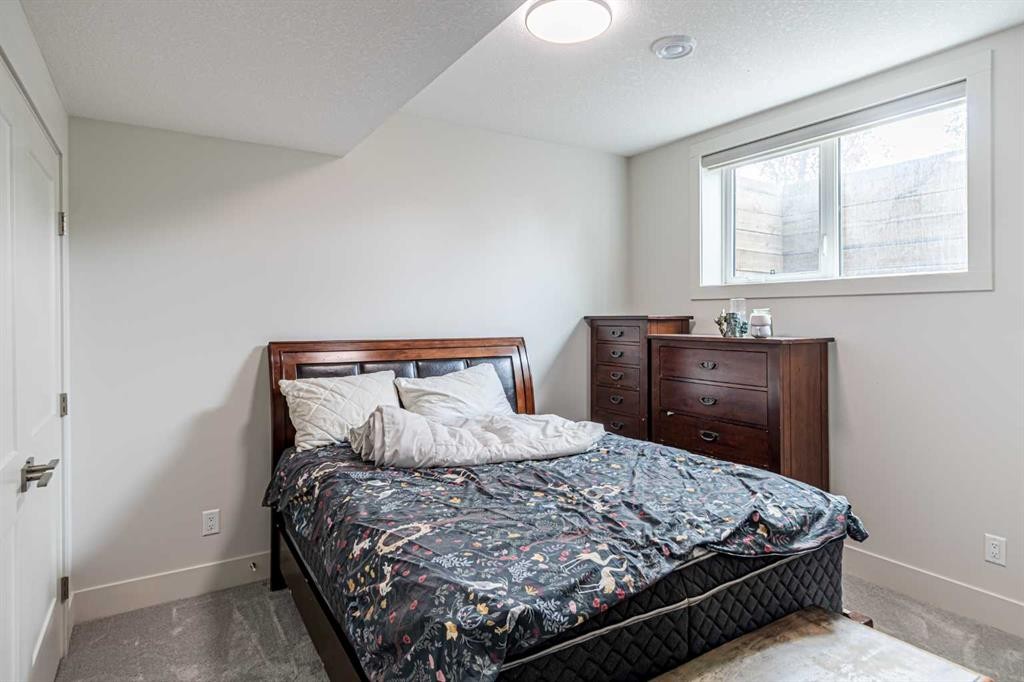 1912 23 Avenue Nw, Calgary, AB