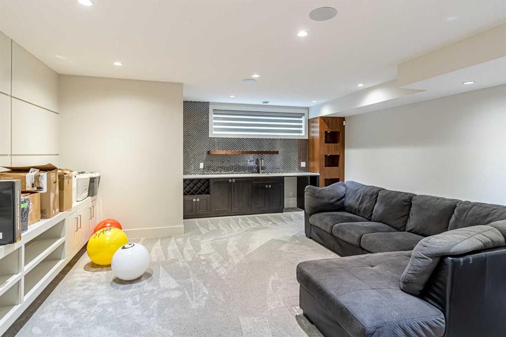 1912 23 Avenue Nw, Calgary, AB