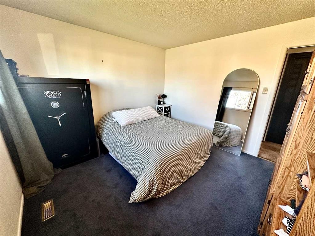 460 16 Street, Fort Macleod, AB