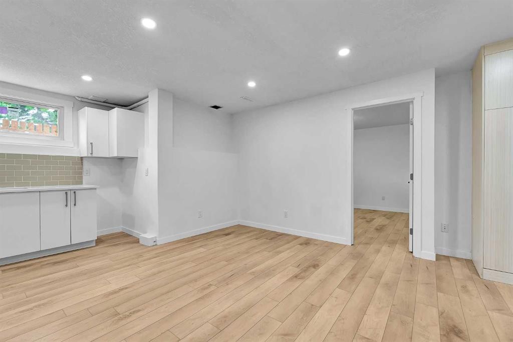 3820 14 Avenue Se, Calgary, AB