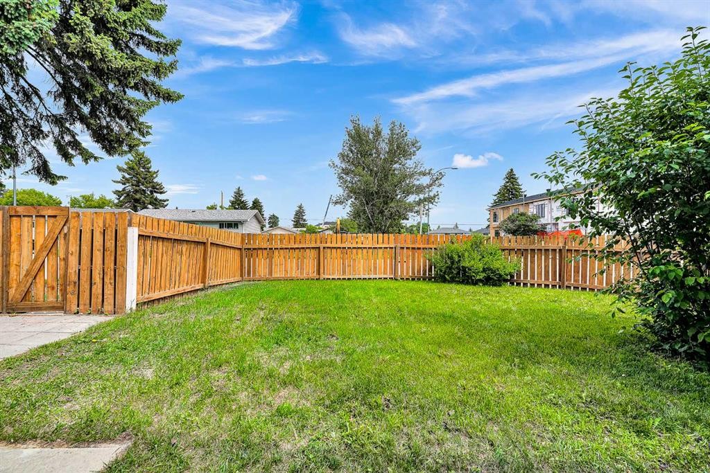 3820 14 Avenue Se, Calgary, AB